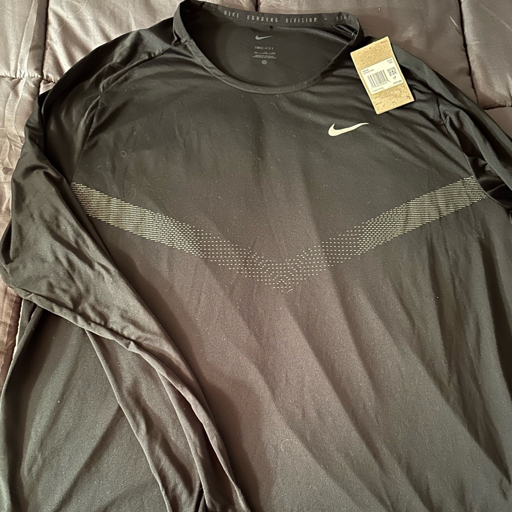 Nike Men’s Dri-Fit Long Sleeve